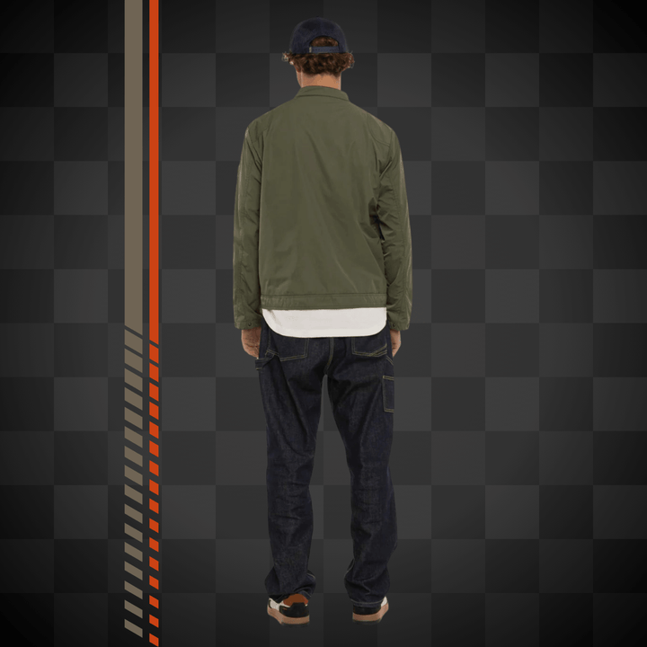 Von Dutch Blouson Mi-Saison "Oil" - Von Dutch Blouson Mi-Saison "Oil", alliant style urbain et praticité. 100% polyester, ce blouson offre légèreté et durabilité pour les transitions saisonnières.