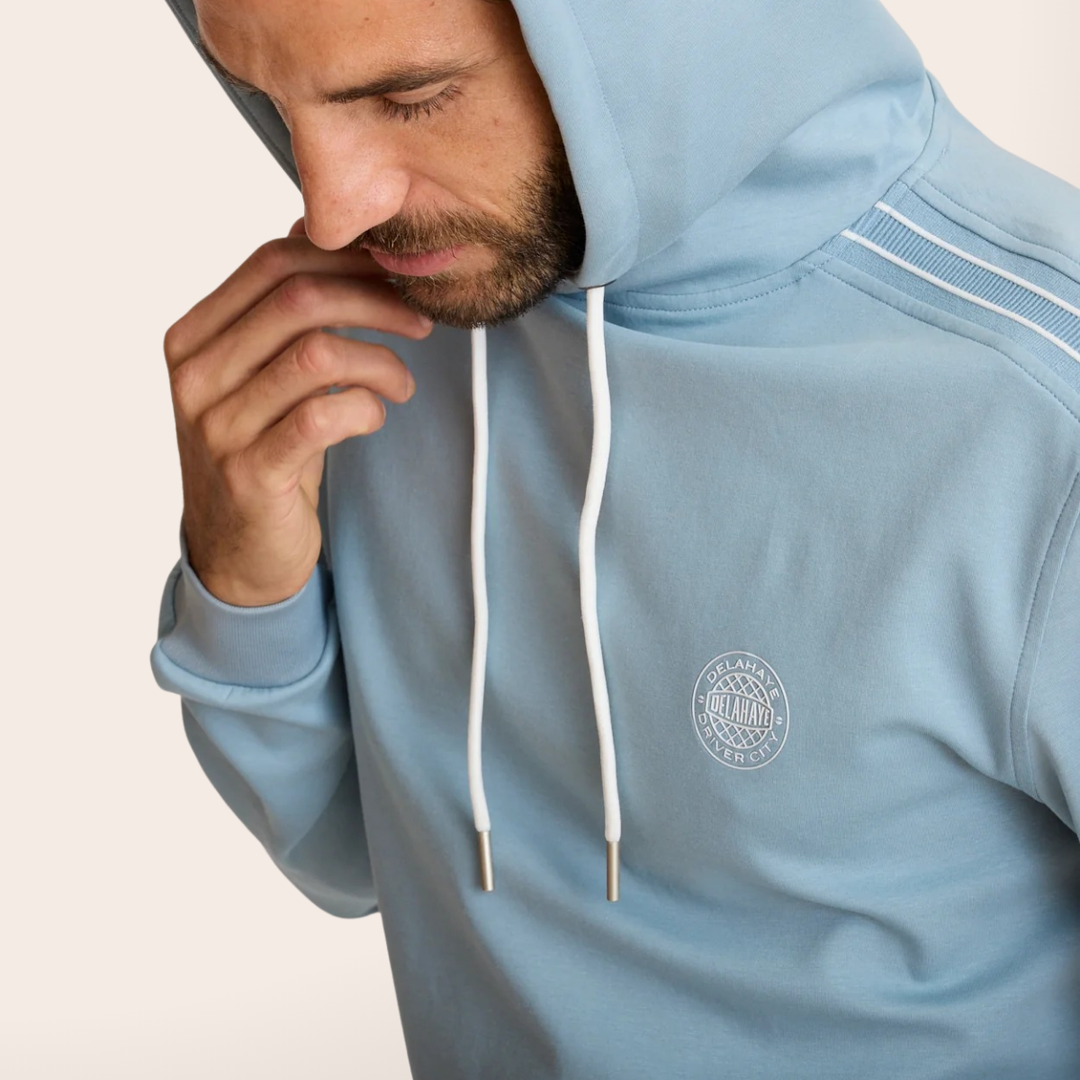 Delahaye Sweat "Ecume" - Delahaye Sweat Ecume en coton majoritaire (54%), polyester et spandex pour confort et durabilité. Logo poitrine en 3D pour un style distinctif. - Esprit Pilote