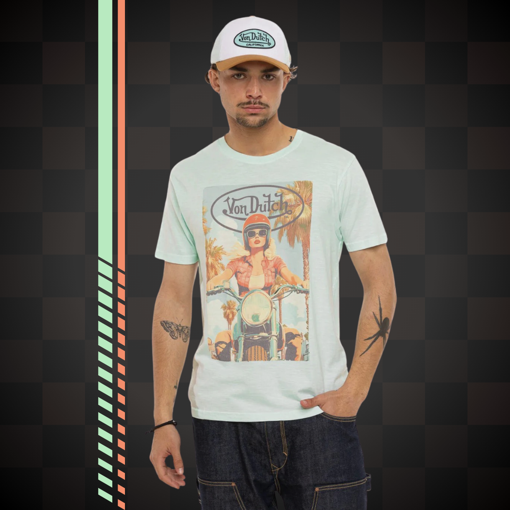 Von Dutch Tee Shirt "Girls 3" - Von Dutch Tee Shirt Girls 3 en 100% coton avec col rond et manches courtes. Effet flammé unique. Lavage 30°. - Esprit Pilote