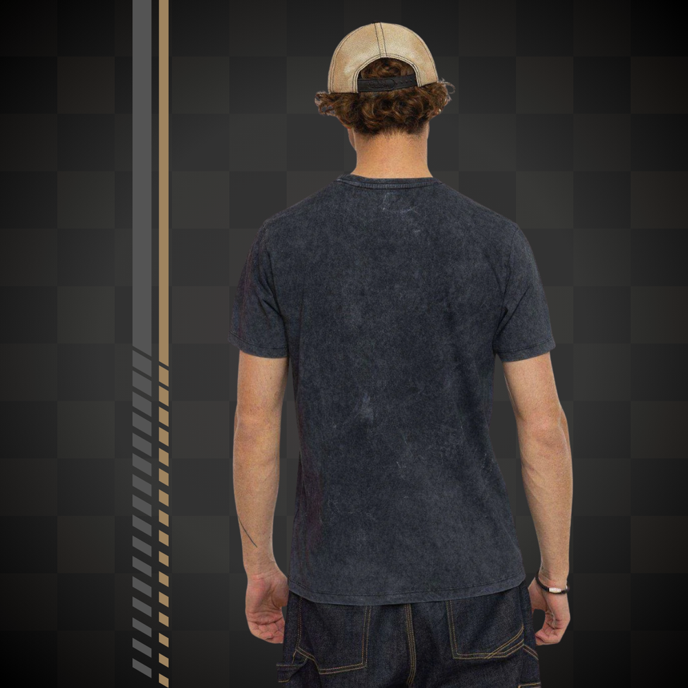 Von Dutch Tee Shirt "Seeing" - Von Dutch Tee Shirt Seeing gris coupe régulière en 100% coton. Col rond, manches courtes avec effet délavé tie and dye signature. Léger et confortable. - Esprit Pilote