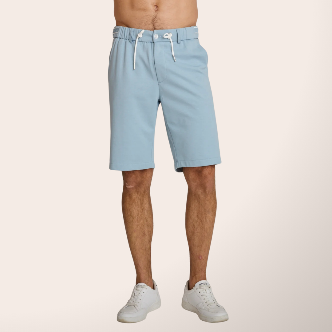 Delahaye Bermuda "Ecume" - Delahaye Bermuda Ecume en coton majoritaire. Taille élastique et cordon ajustable pour un confort sans compromis. - Esprit Pilote