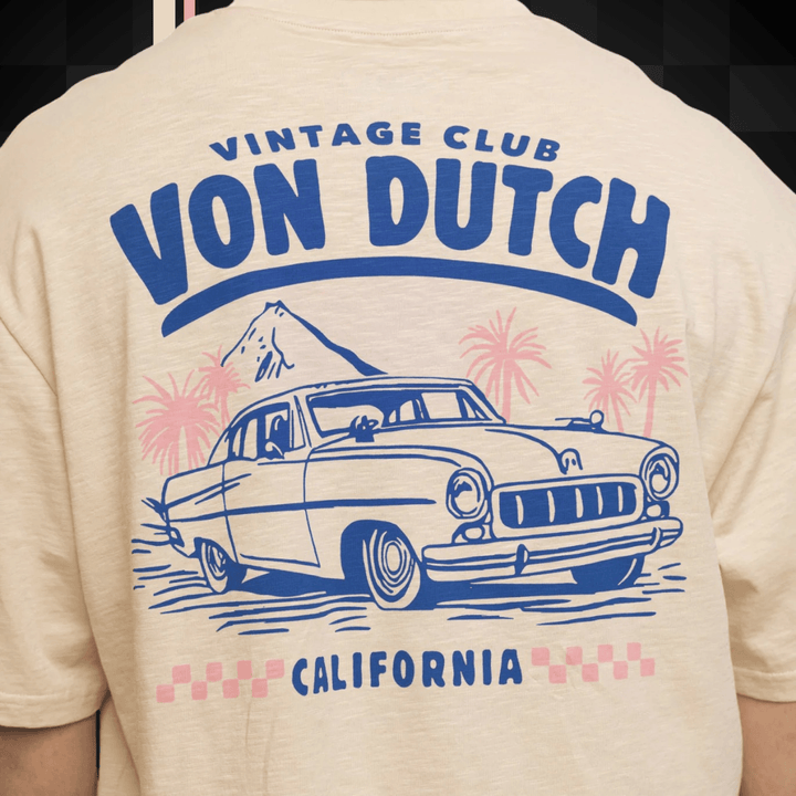 Von Dutch Tee Shirt Oversize "California" - Von Dutch Tee Shirt Oversize "California". Coupe confortable en 100% coton avec col rond et manches courtes. Effet flammé pour un style vintage authentique. - Esprit Pilote