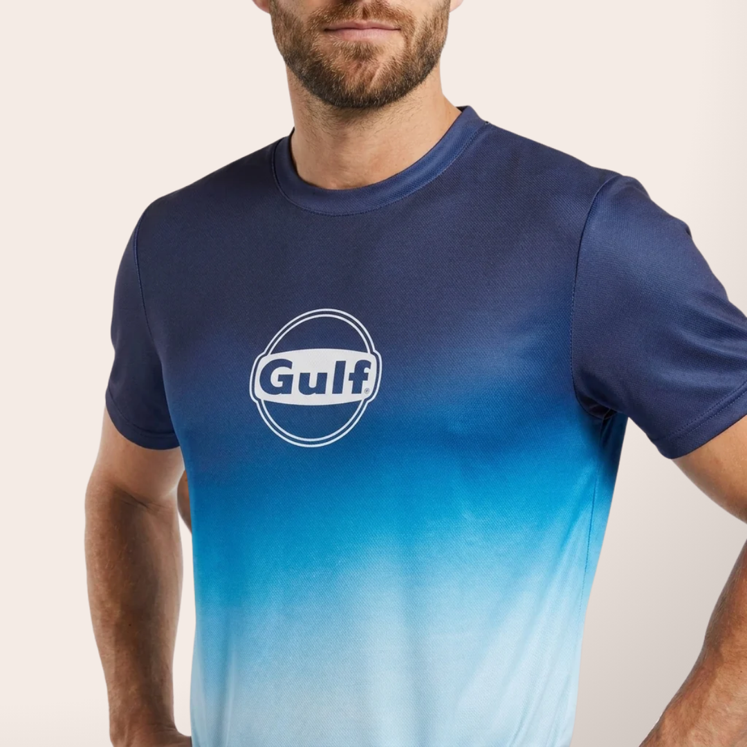 Gulf Tee Shirt "Gradient Tech" - Gulf Tee Shirt "Gradient Tech" - Gulf Tee Shirt "Gradient Tech" – Tee-shirt de sport 100% polyester, ultra léger et respirant. - Esprit Pilote