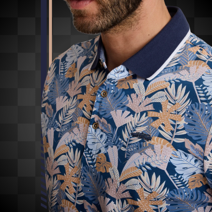 Delahaye Polo "Fleurs Eucalyptus" - coton élasthanne, coupe droite épurée. Broderie voiture Delahaye poitrine. Confort premium. - Esprit Pilote