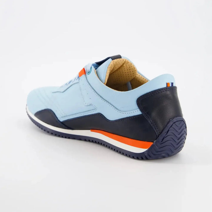 Gulf Chaussures Cuir Style Pilote "Racy Leather" Light Blue - Gulf Chaussures Cuir Style Pilote "Racy Leather" Light Blue. Tige en cuir nappa premium offrant souplesse et durabilité.