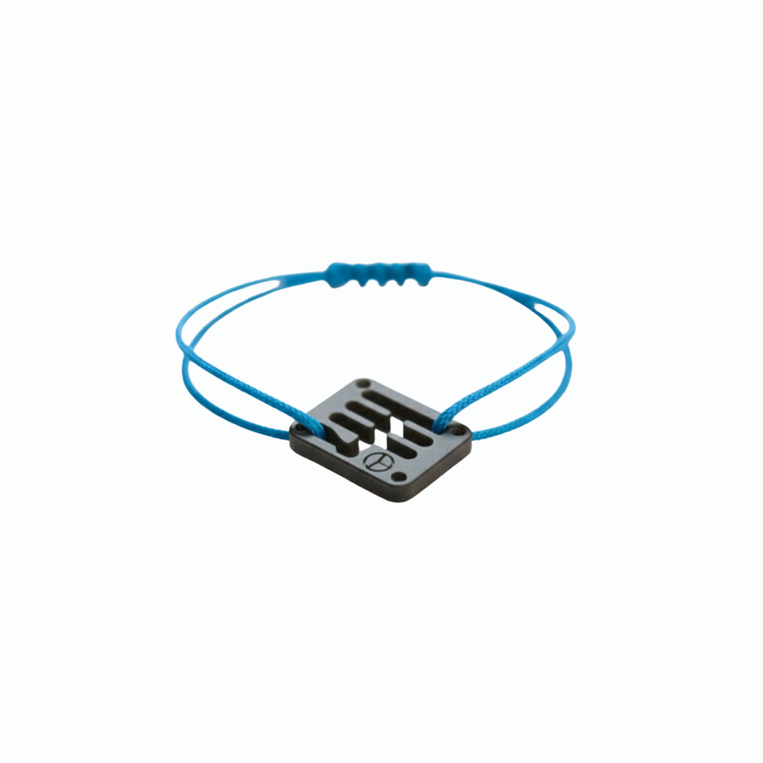 Affirmez votre look avec Vroom Vroom Bracelet "V12 Gran Turismo" - Bracelet V12 GranTurismo L’élégance du cheval cabré à votre poignet En résine, fabriqué en France Édition limitée - Esprit Pilote