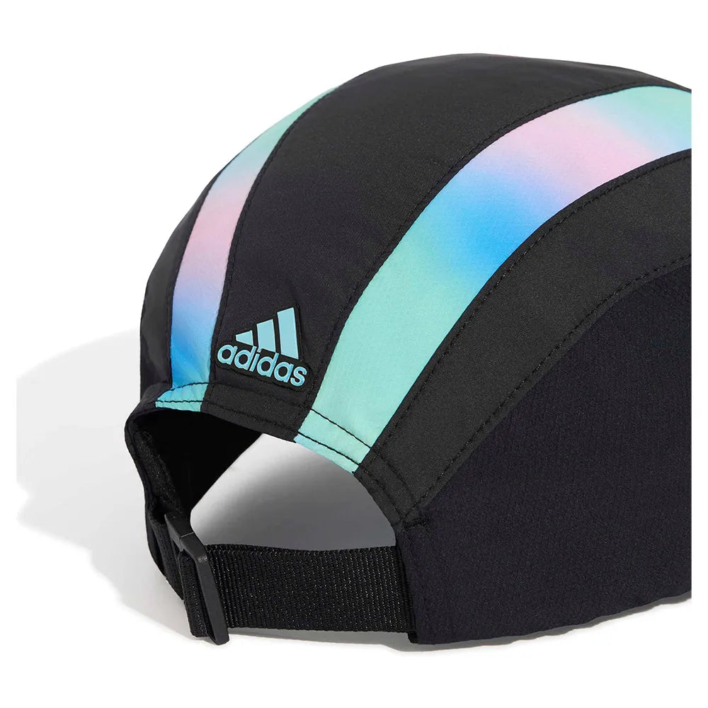 Revolut Audi F1 Team Casquette Miami 2026 Revolut Audi F1 Team Casquette Miami 2026 — Votre accessoire incontournable pour vibrer au rythme du Grand Prix. En polyester 100% recyclé Esprit Pilote