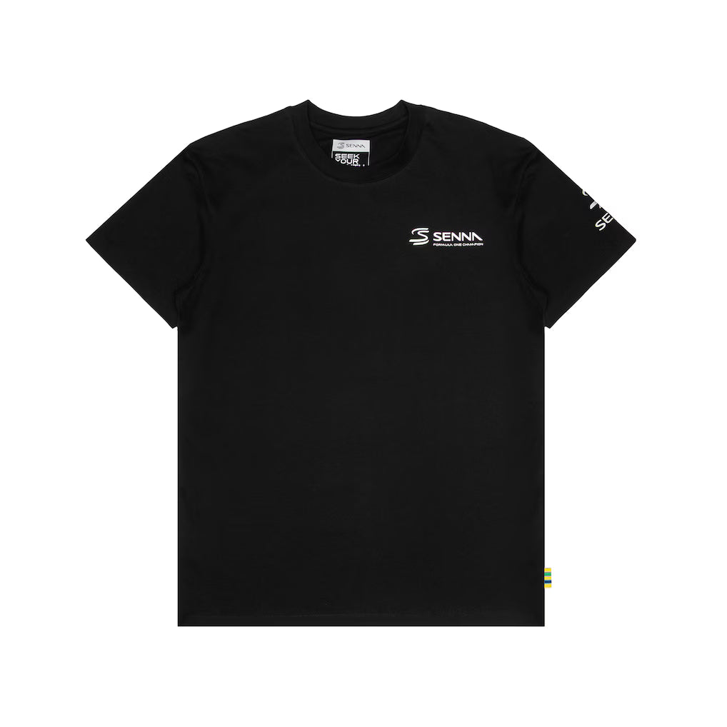 Ayrton Senna Tee Shirt "Champion du monde" Noir - Ayrton Senna Tee Shirt "Champion du monde" Noir. Col ras du cou, coupe régulière, manches courtes. 100% coton tricoté. - Esprit Pilote