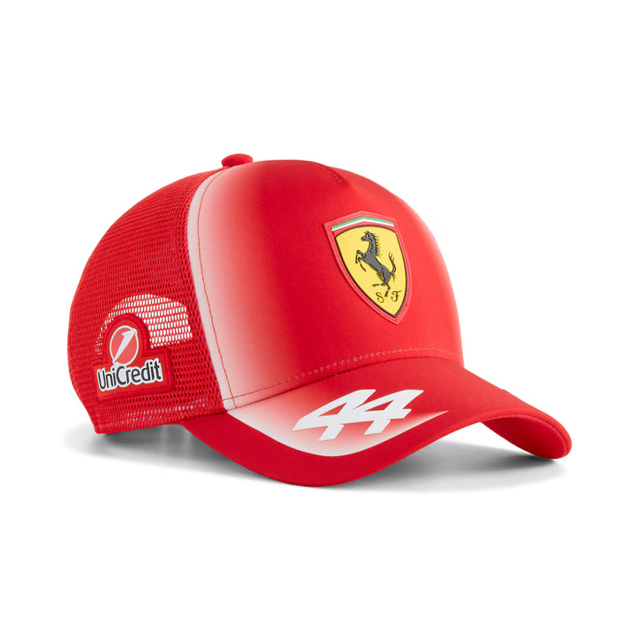 Scuderia Ferrari Casquette Lewis Hamilton 2026 - Scuderia Ferrari Casquette Lewis Hamilton 2026 - Casquette officielle Puma avec structure en A, panneaux maille ventilant, patch cousu et fermeture à pression. - Esprit Pilote