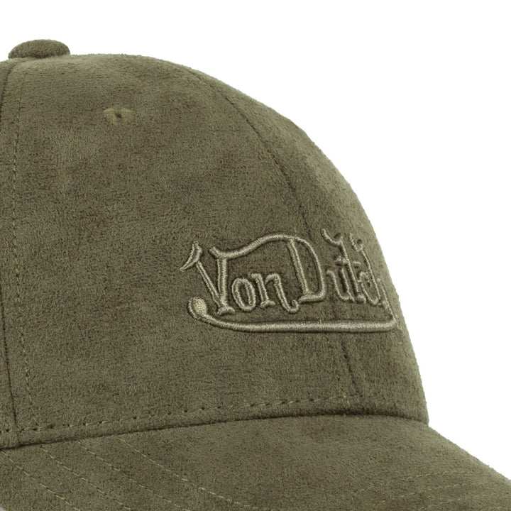 Affirmez votre look avec VD Casquette SUEDINE - Kaki - Type de casquette : Baseball Collection : Suedine Couleur : Kaki Visière : Arrondie Composition : 100% Polyester Famille de matière : Suedine Bandeau antitranspiration à l'intérieur de la casquette -